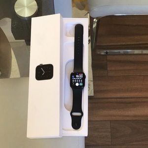 APPLE WATCH 40MM SPACE GRAYALU BLACK SPORT BANDGPS